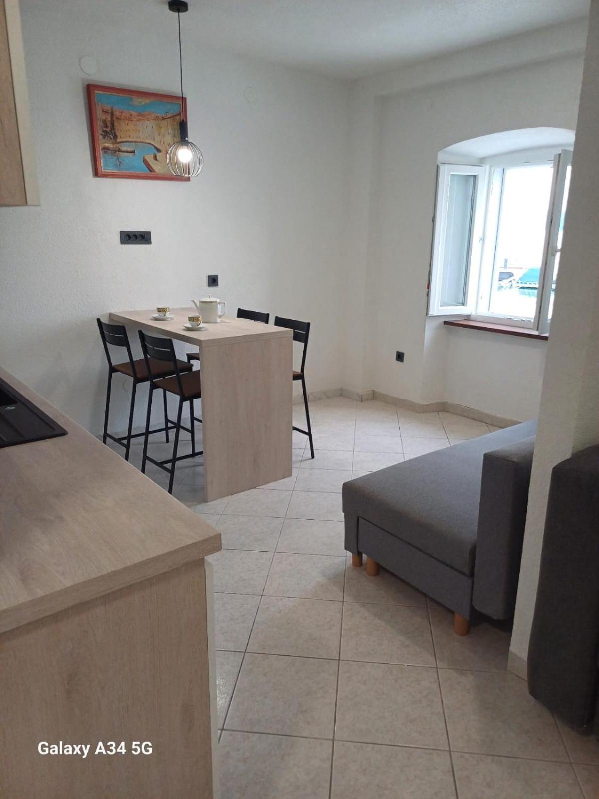 Apartmani Centar Selce Ngoại thất bức ảnh