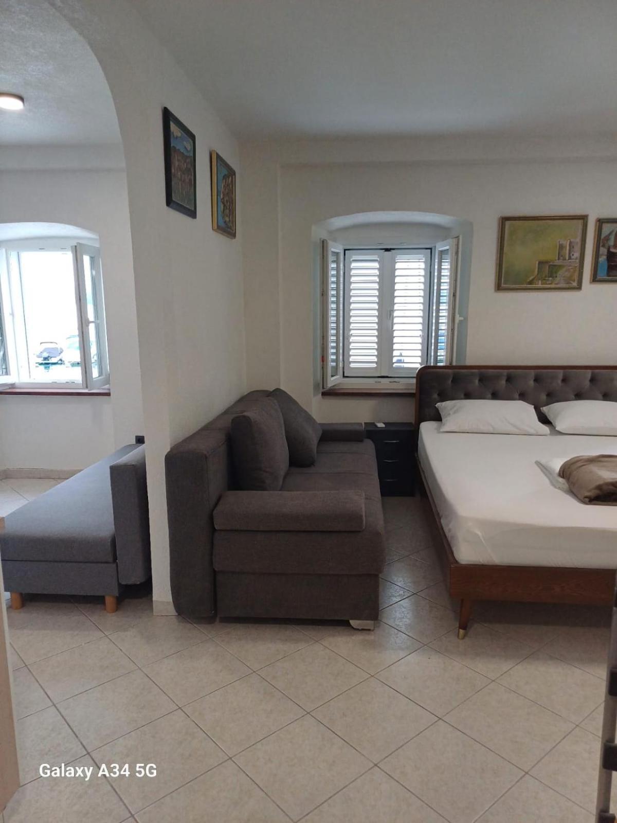 Apartmani Centar Selce Ngoại thất bức ảnh